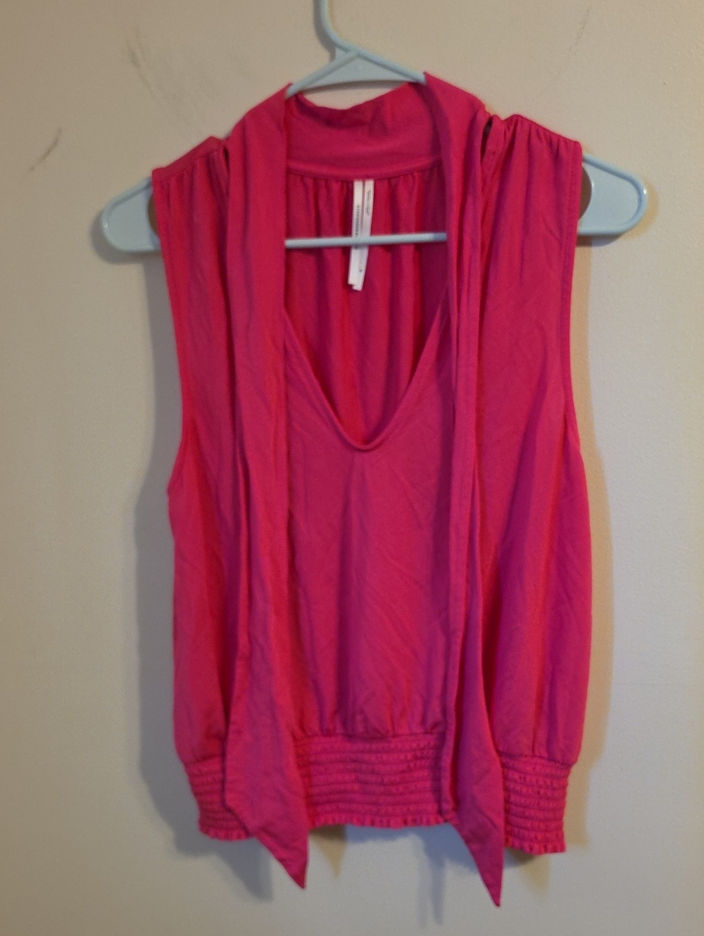 Anthropologie Hot Pink Tie Neck Sleevless  Blouse. In EUC - Picture 2 of 7